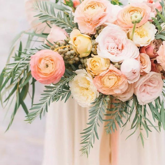 Spring Weddings: Twelve Ideas for a Spring Theme