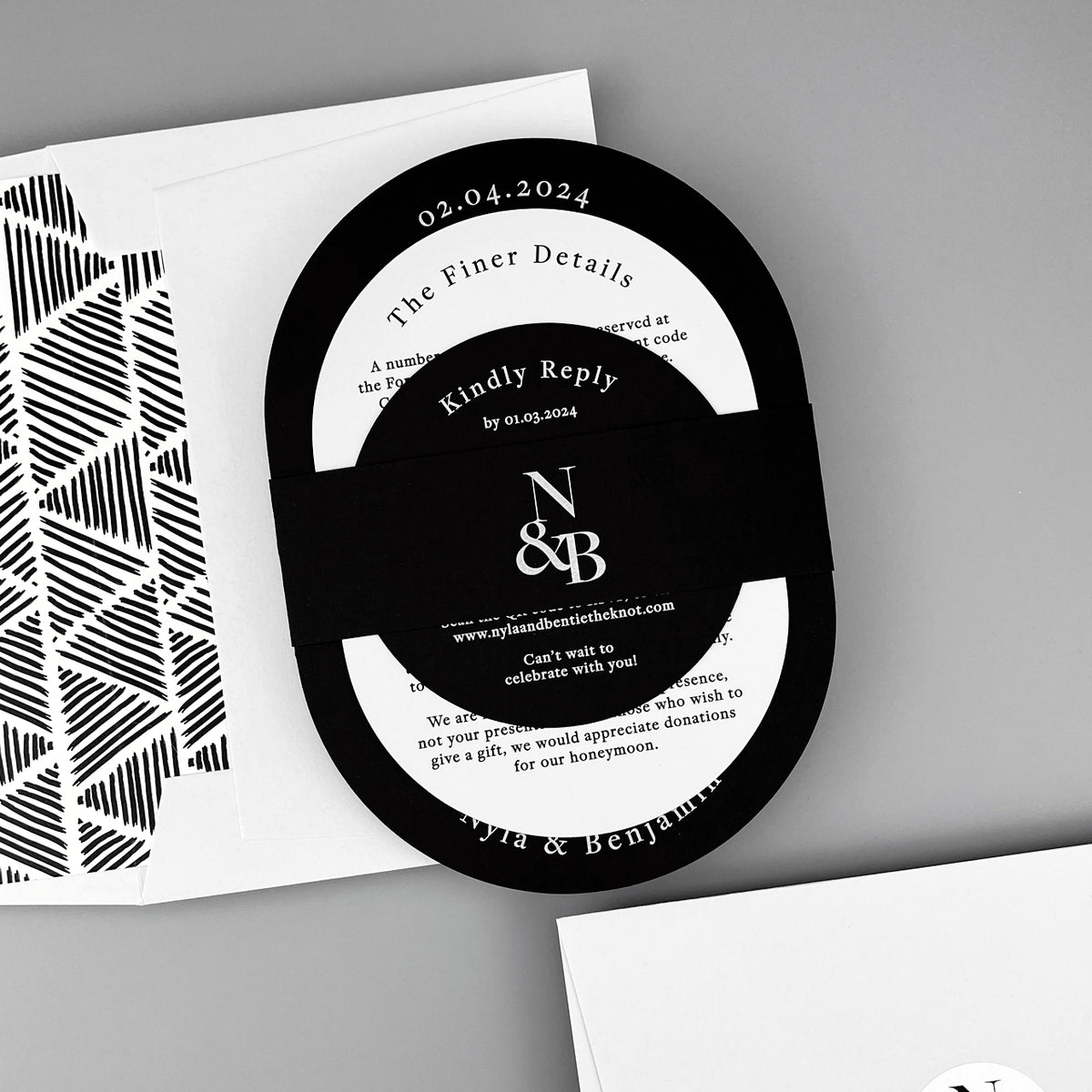 Nyla Wedding Invitation - Grey/Black
